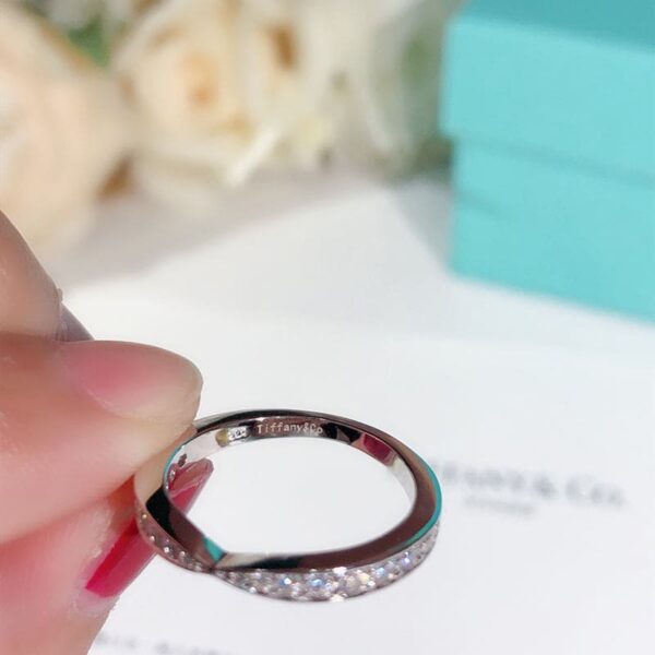 Toxse Harmony Band Ring - Image 4