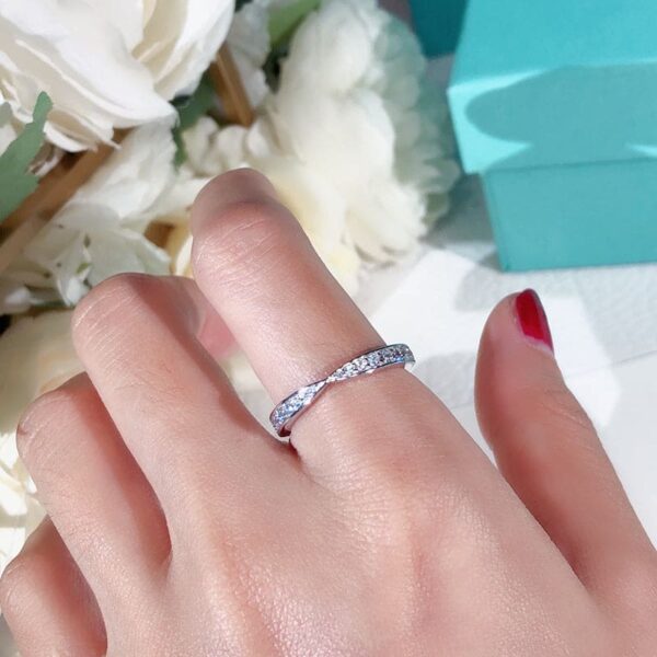 Toxse Harmony Band Ring - Image 3