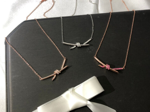Toxse Knot Pendant Diamond Necklace - Image 5