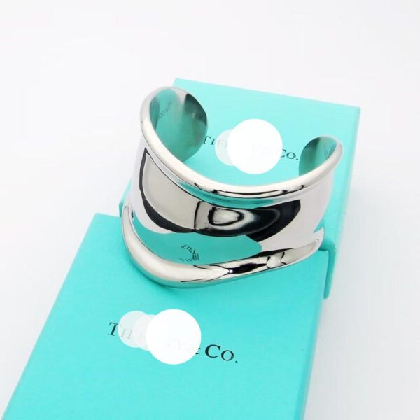 Toxse Elsa Peretti Small Bone Cuff Bracelet - Image 6