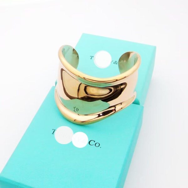 Toxse Elsa Peretti Small Bone Cuff Bracelet - Image 5